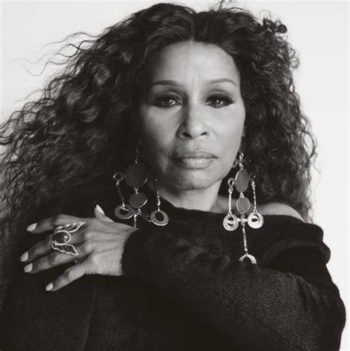 Chaka Khan posing in a room