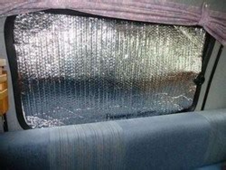 Does Reflectix keep cold out?