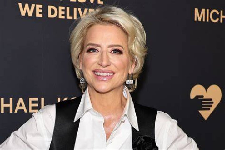 Dorinda medley