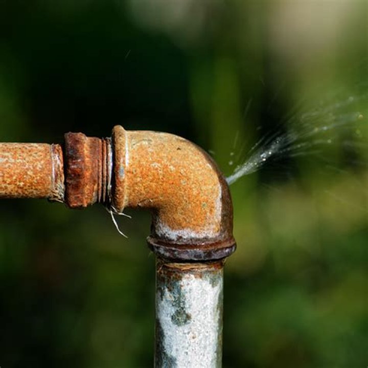 How do you remove a stuck galvanized pipe?