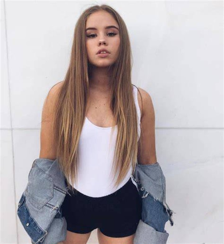 Lexee Smith Lexee Smith