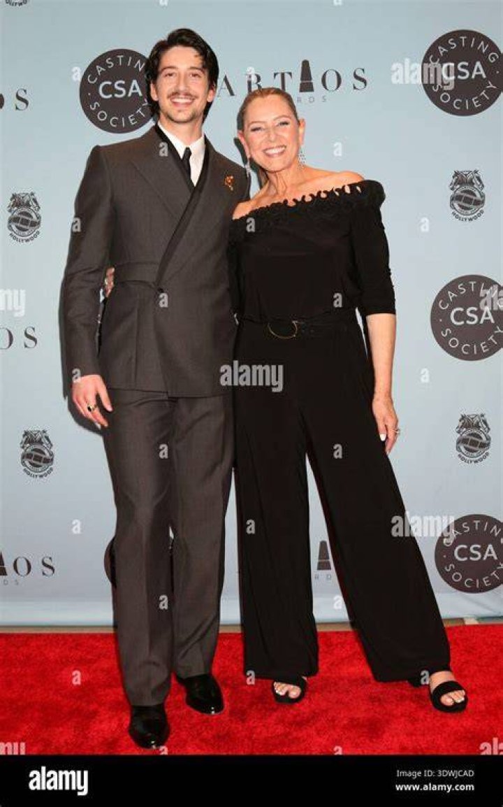 Milo Manheim, Camryn Manheim
